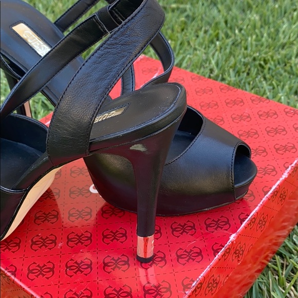 GUESS HILARIE PLATFORM PUMPS - Picture 6 of 7